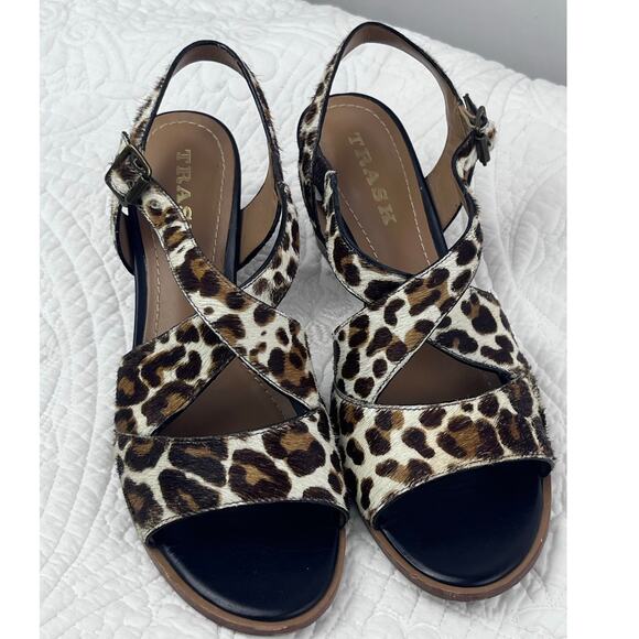 Trask Women's Size 8 White/Brown Cowhide Buckle Open Toe Slip On Heel Sandal - Picture 1 of 9